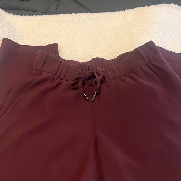 Lululemon joggers - Picture 2 of 5